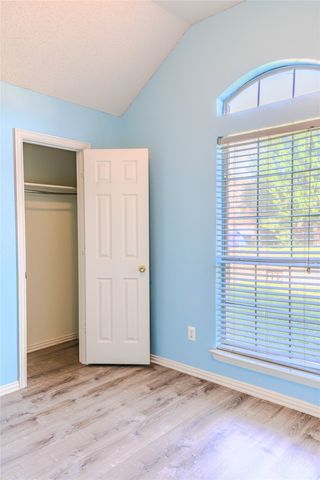 1019 Telluride Drive, Arlington, TX 76001
