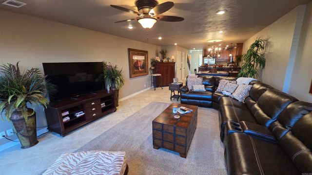 135 Hillview Dr Apt 37, Fairfield Bay, AR 72088