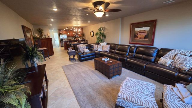 135 Hillview Dr Apt 37, Fairfield Bay, AR 72088