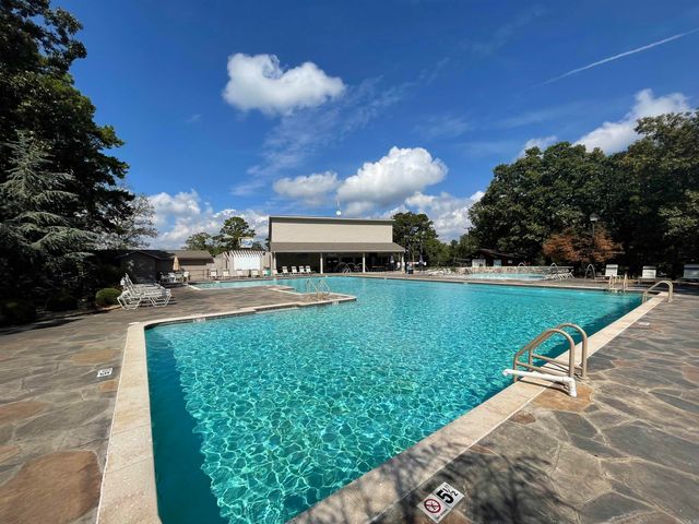 135 Hillview Dr Apt 37, Fairfield Bay, AR 72088