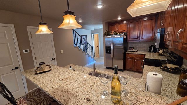 135 Hillview Dr Apt 37, Fairfield Bay, AR 72088