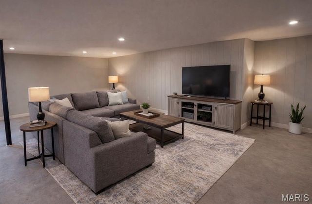 9019 Idell Creek Lane, Hannibal, MO 63401