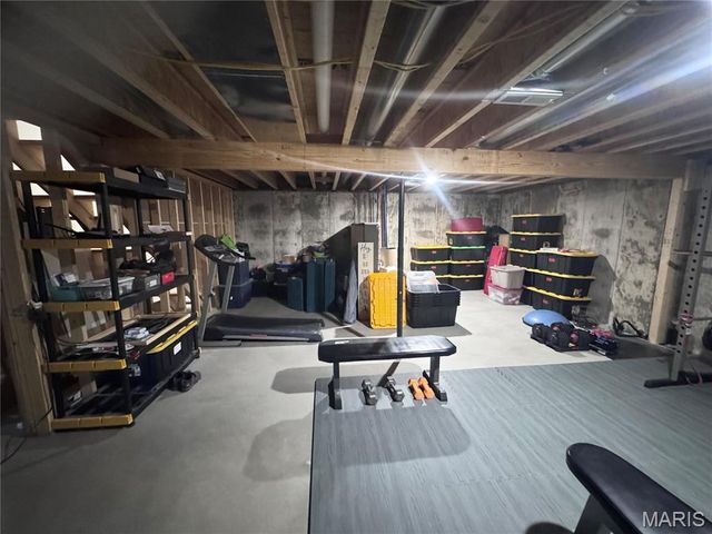 9019 Idell Creek Lane, Hannibal, MO 63401