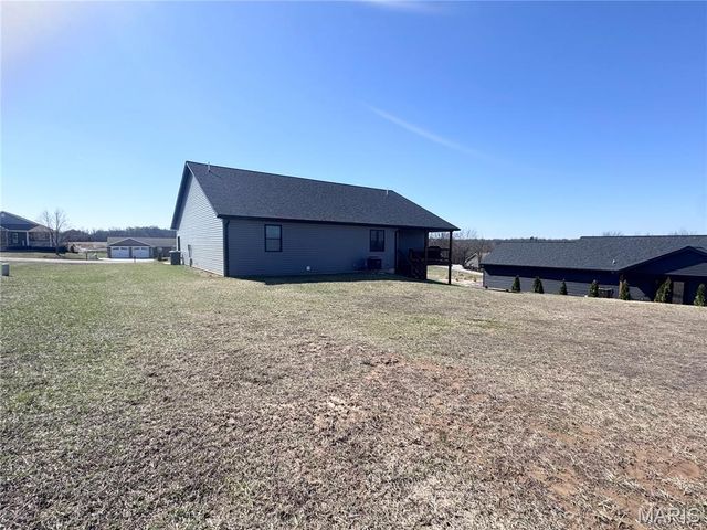 9019 Idell Creek Lane, Hannibal, MO 63401