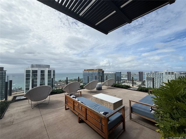 987 Queen Street 1912, Honolulu, HI 96814