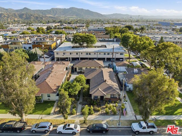 2018 W Glenoaks Boulevard, Glendale, CA 91201