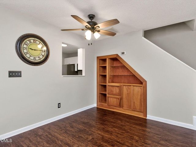 5706 Osprey Cove Drive, Raleigh, NC 27604