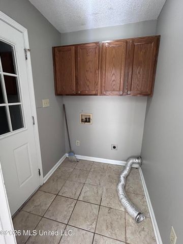 9271 Brooks Drive, Olive Branch, MS 38654