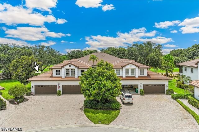 4395 Dover CT 303, Naples, FL 34105