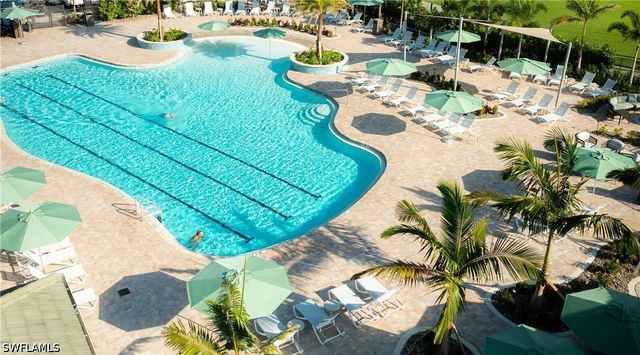 4395 Dover CT 303, Naples, FL 34105