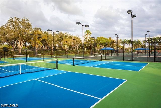 4395 Dover CT 303, Naples, FL 34105