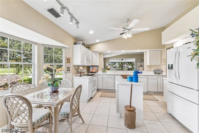 4395 Dover CT 303, Naples, FL 34105