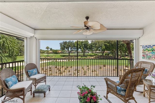 4395 Dover CT 303, Naples, FL 34105