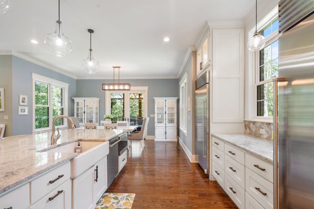 1370 Leatherwood Rd, White Bluff, TN 37187