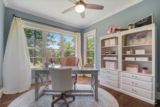 1370 Leatherwood Rd, White Bluff, TN 37187