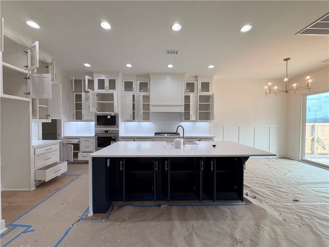 4102 Erin Drive, Rogers, AR 72758