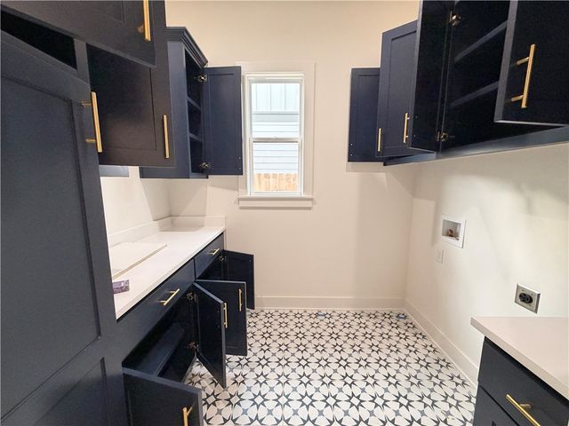 4102 Erin Drive, Rogers, AR 72758