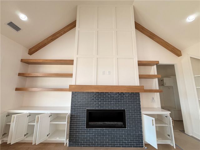 4102 Erin Drive, Rogers, AR 72758