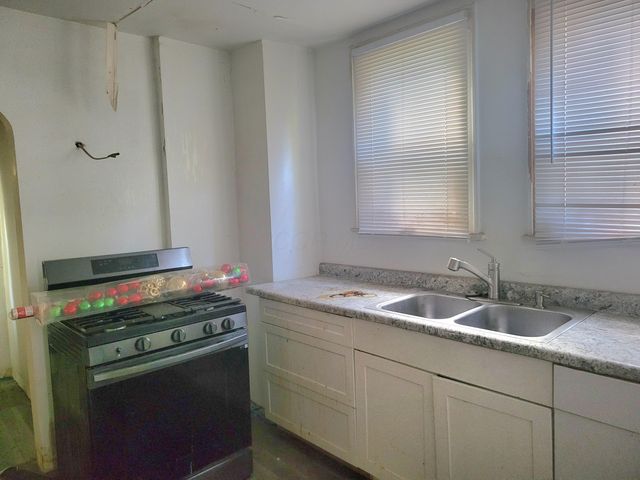 1081 Kelton Avenue, Columbus, OH 43206