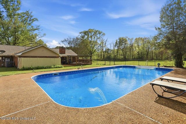 108 Pinehaven Place, Clinton, MS 39056