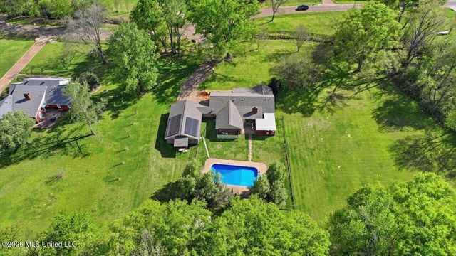 108 Pinehaven Place, Clinton, MS 39056