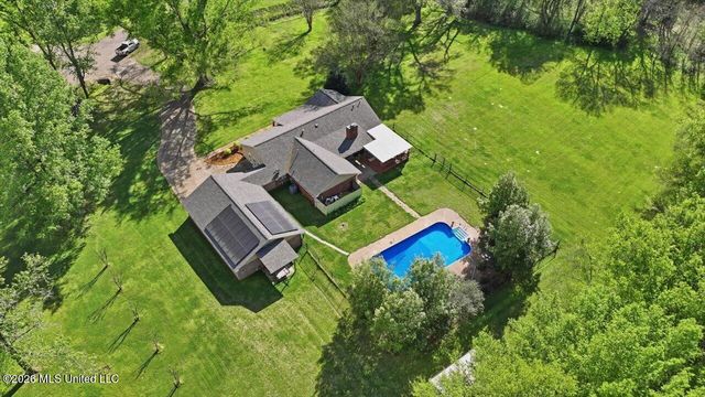 108 Pinehaven Place, Clinton, MS 39056