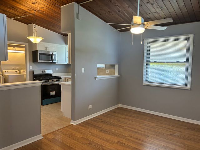 22535 Ridgeway Avenue, Richton Park, IL 60471