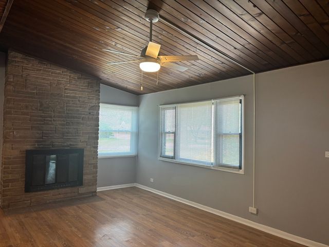 22535 Ridgeway Avenue, Richton Park, IL 60471