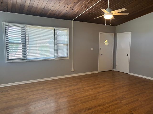 22535 Ridgeway Avenue, Richton Park, IL 60471