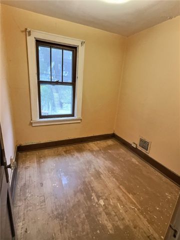 1218 Bellaire Place, Brookline, PA 15226