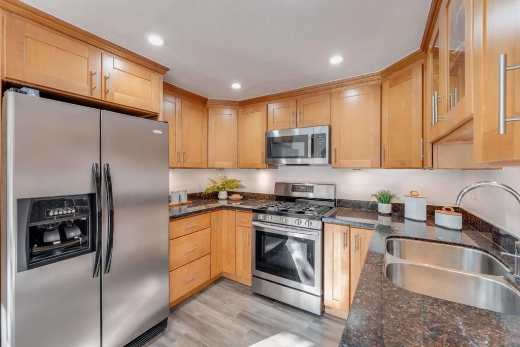 Image 7 of property listing at 2477 Michele Jean Way, Santa Clara, CA 95050