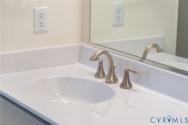 4929 Little Henry Ln, Henrico, VA 23059