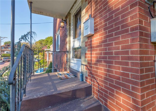 2211 Lucina Ave, Overbrook, PA 15210
