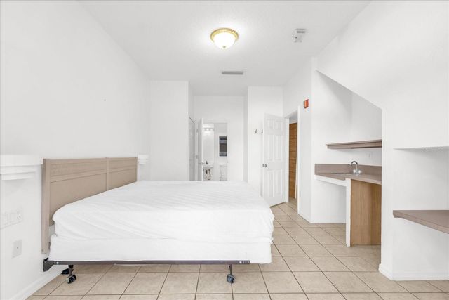 1001 PARK RIDGE CIRCLE, Kissimmee, FL 34746