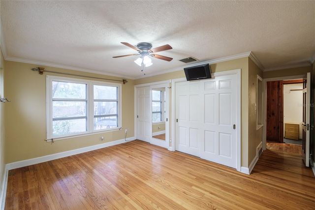 4 E HARVARD STREET, Orlando, FL 32804