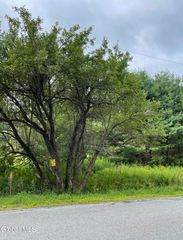 L2 Lampman Road, Broadalbin, NY 12025