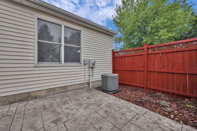 7745 Lerner Drive, Blacklick, OH 43004