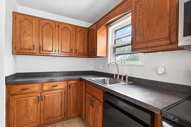 4537 6th Street NE, Columbia Heights, MN 55421