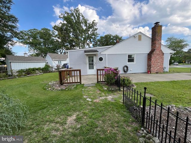 205 PHILLIPS AVE, Magnolia, NJ 08049