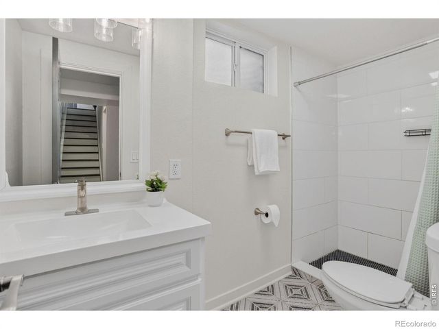 2016 W Lake Street, Fort Collins, CO 80521