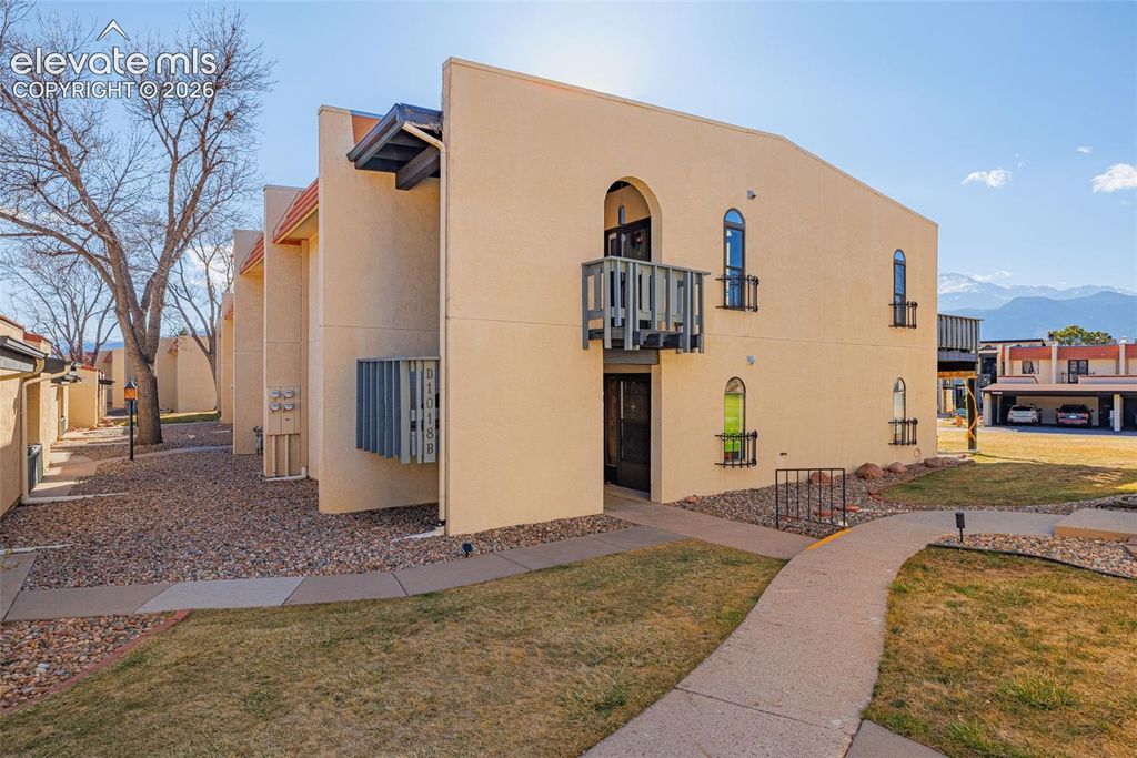 1018 Fontmore Road C, Colorado Springs, CO 80904 — exterior