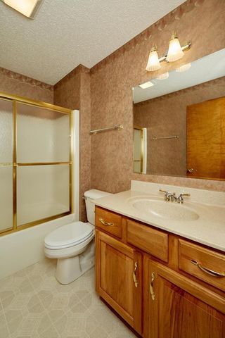 W265N6770 Yarotta CIRCLE, Lisbon, WI 53089