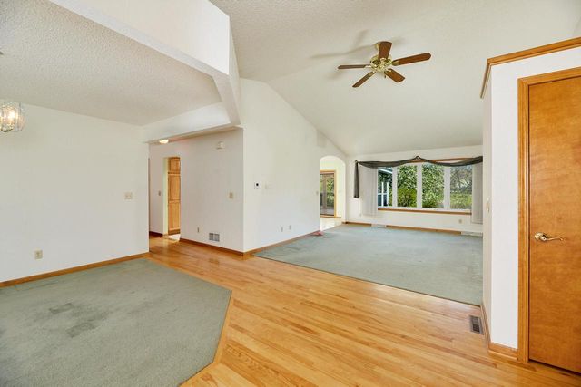 W265N6770 Yarotta CIRCLE, Lisbon, WI 53089