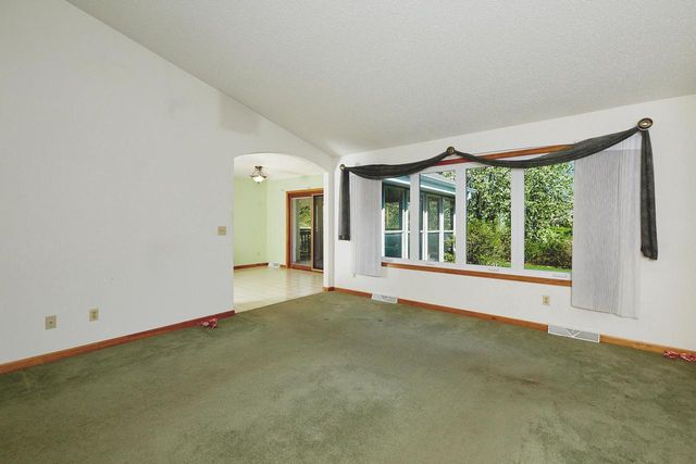 W265N6770 Yarotta CIRCLE, Lisbon, WI 53089