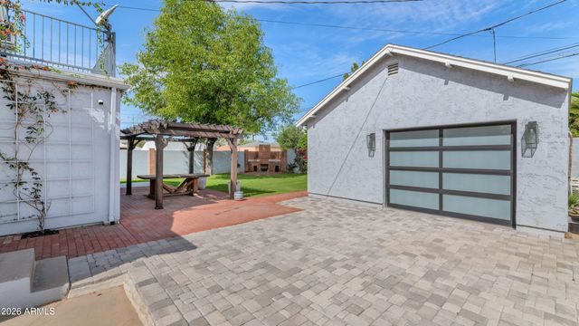 114 W WINDSOR Avenue, Phoenix, AZ 85003