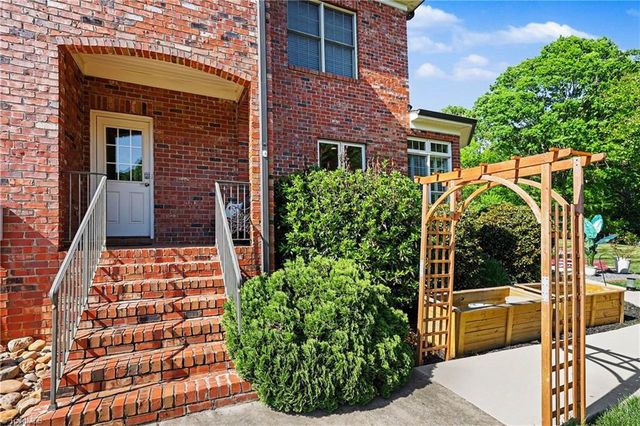 6239 Stanback Court, Summerfield, NC 27358