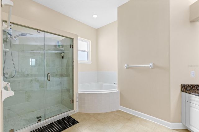 683 OAK HOLLOW WAY, Altamonte Springs, FL 32714