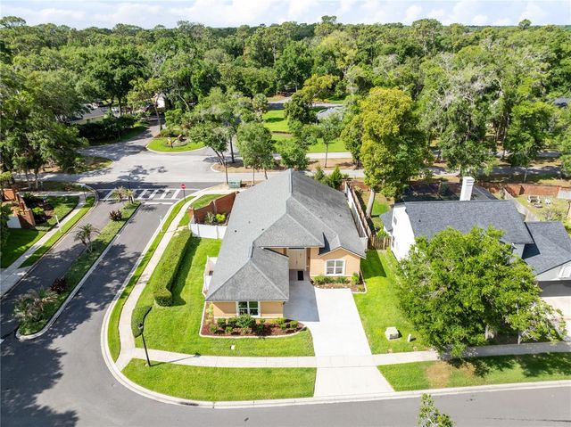 683 OAK HOLLOW WAY, Altamonte Springs, FL 32714