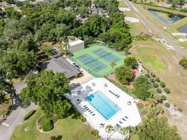 683 OAK HOLLOW WAY, Altamonte Springs, FL 32714
