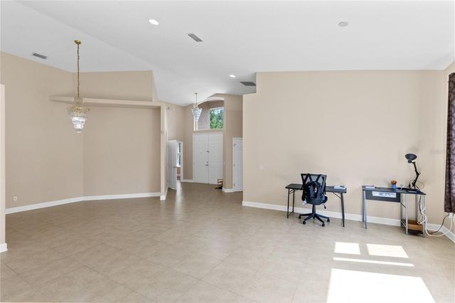 683 OAK HOLLOW WAY, Altamonte Springs, FL 32714